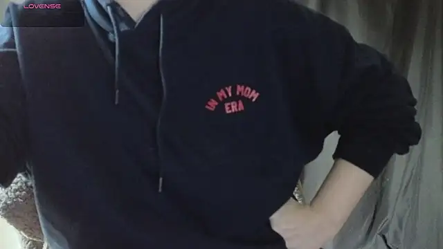 Mia G0ld online show from April 18, 4:09 pm