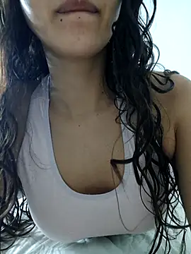 Nayade online show from March 15, 11:18 pm