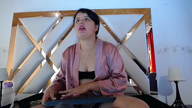 nathaly low1 online show from February 26, 1:21 pm