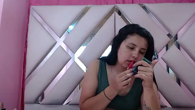 nathaly low1 online show from October 3, 4:06 am