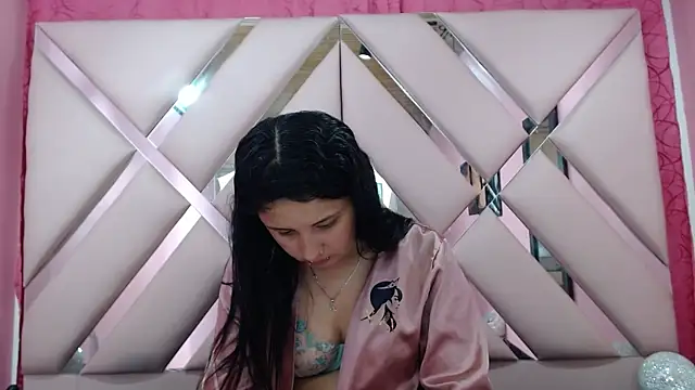 nathaly low1 online show from September 11, 3:40 am