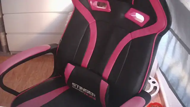 LunaGuerraxx online show from December 3, 8:28 am