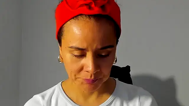 Sami Hotie1 online show from September 14, 8:40 pm