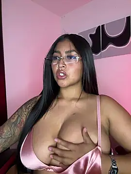 meganjames1 online show from March 24, 12:27 am