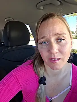 SkyelarSommer online show from January 16, 3:30 pm