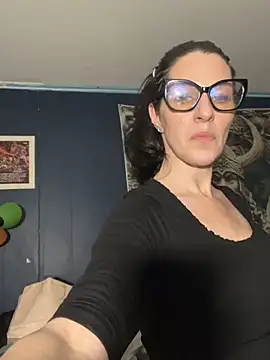 DominiqueX0 online show from February 9, 4:04 am