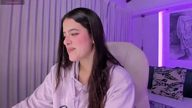 nathalie rivers online show from September 15, 11:18 am