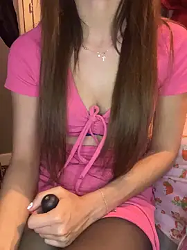 LaPetitechienne1 online show from October 7, 9:30 pm