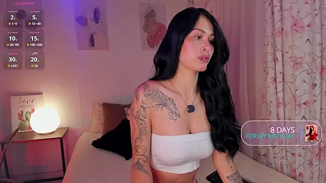 carolinerousev online show from October 4, 10:14 pm