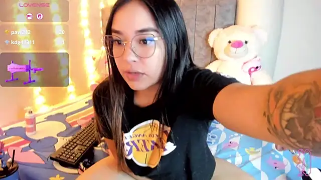 SaraCrow online show from February 21, 6:36 am