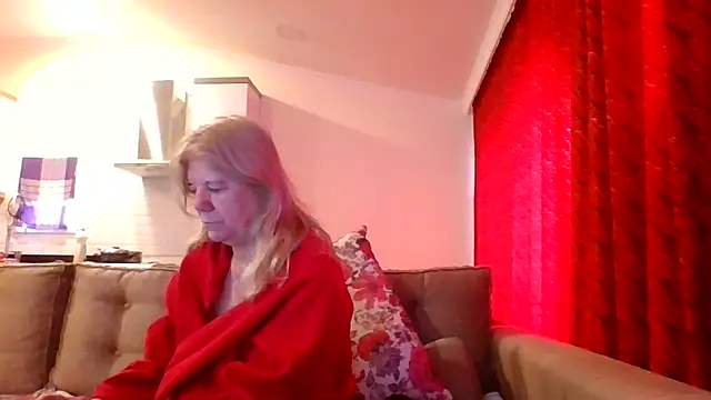 TrustfulVampire1 online show from March 25, 5:11 am