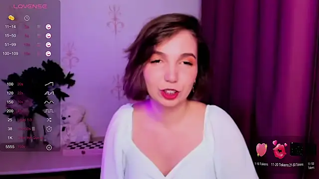 KindHazelHere  online show from November 15, 10:22 pm