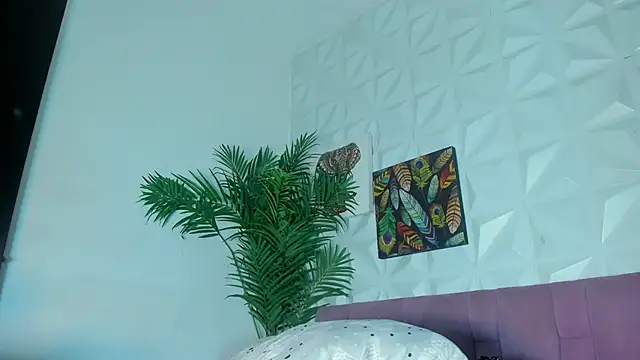 Hellen Sky online show from December 22, 7:06 pm