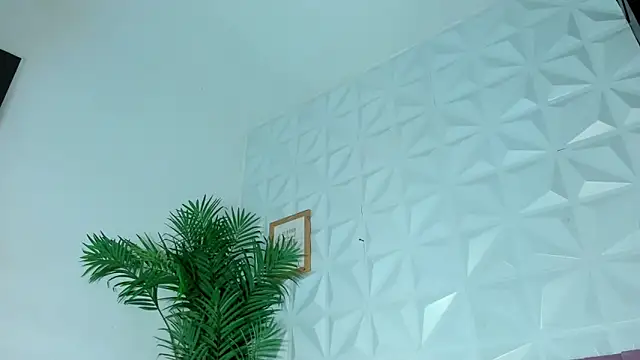 Hellen Sky online show from October 22, 7:08 pm