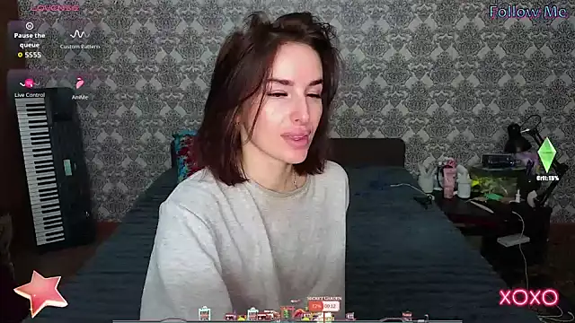 xx adrihanna xx online show from December 1, 5:44 am