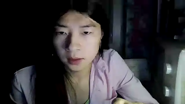 CarlyJoy online show from April 10, 5:08 pm