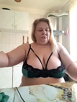 AriannaMilf online show from September 30, 7:47 am