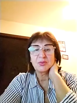 AlbinaXPretty online show from October 29, 5:26 pm