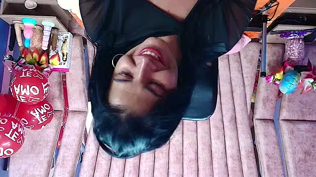 HornySkinny26 online show from December 20, 5:44 am