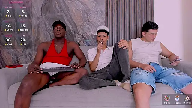 hot  guys  online show from September 12, 7:21 pm