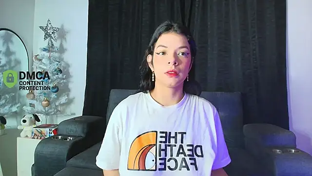 yungelitamor  online show from December 21, 5:12 am