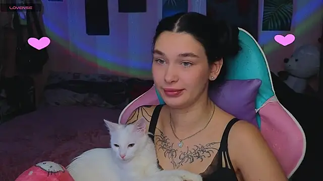 Amanda Tender online show from September 23, 12:20 am