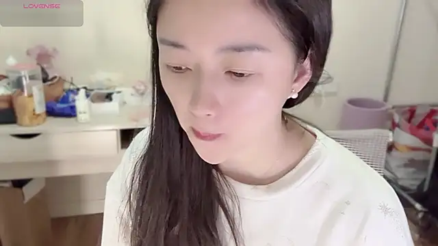 A-xena online show from November 22, 2:36 am