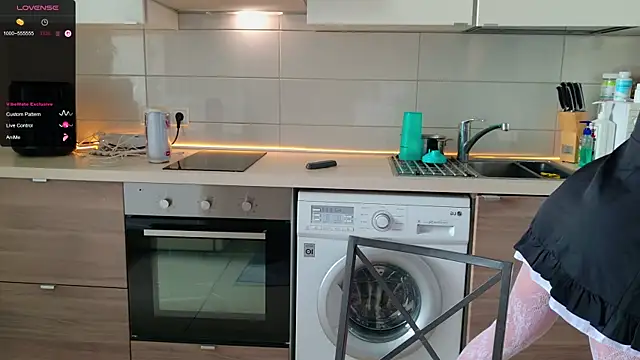 MissLovex online show from April 14, 10:37 am