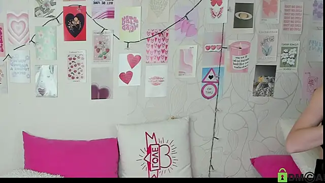 little radiant sun online show from November 9, 12:23 pm