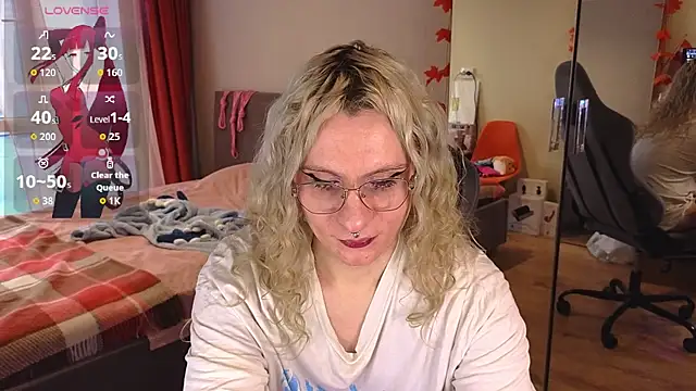 Lori Myaf online show from October 1, 3:17 pm