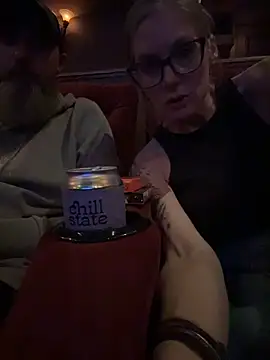 ItsDanniG online show from March 22, 2:28 am