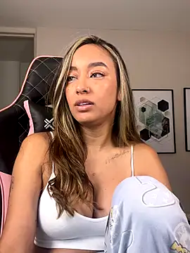 DianaHopson online show from September 13, 11:29 am