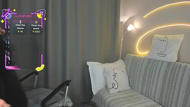 Alice hailey  online show from December 22, 9:07 pm