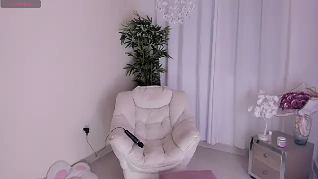 keissy rincon  online show from June 3, 11:54 pm