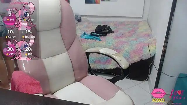 alegriamartinez online show from September 29, 6:57 pm