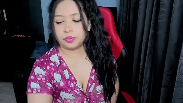 charlotee lovee69 online show from October 15, 7:11 am