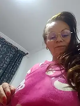 asleycavta online show from November 10, 5:35 am