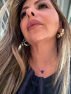  Abril-Office1 online show from March 10, 3:27 pm