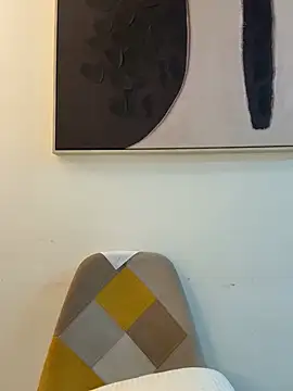  Abril-Office1 online show from April 10, 4:46 pm