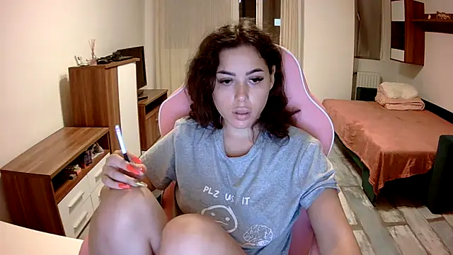 LovelyJulliette online show from September 25, 5:11 pm