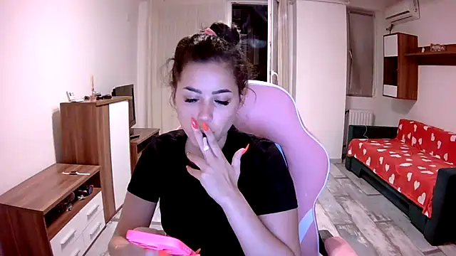 LovelyJulliette online show from September 24, 5:01 pm