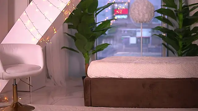 KaylaBray online show from February 15, 5:54 am