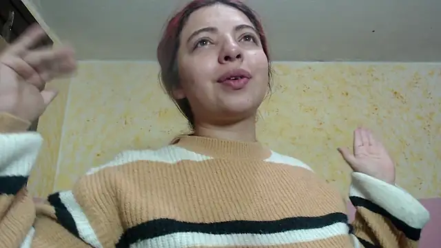 Wintercandy  online show from June 26, 1:23 pm