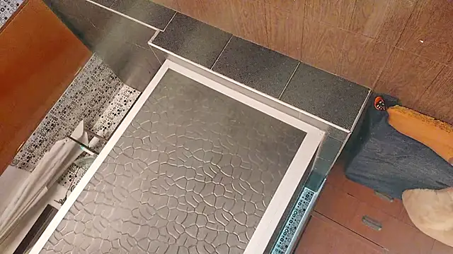 Alaia sam online show from November 7, 3:28 pm