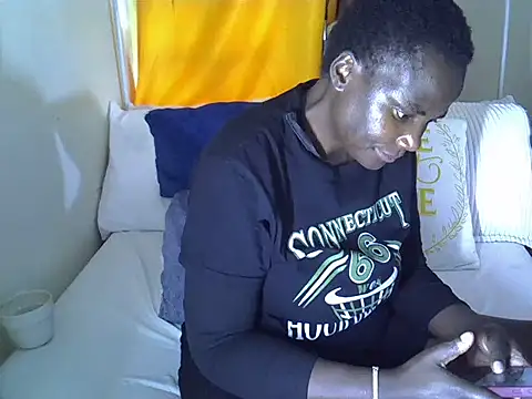 Sweetreena online show from April 3, 3:32 pm