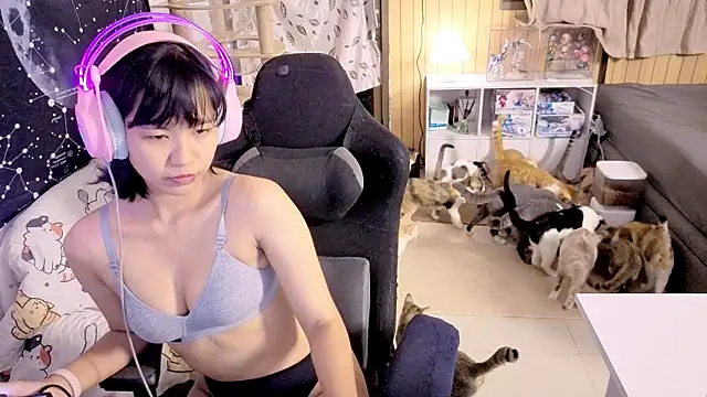 Kana G online show from September 16, 2:47 pm