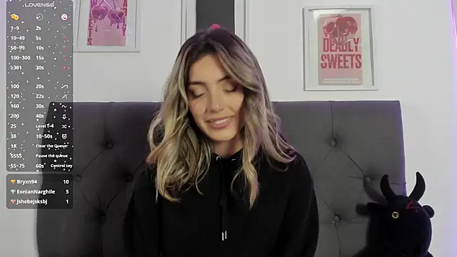 IsadoraGalle  online show from February 17, 7:13 pm