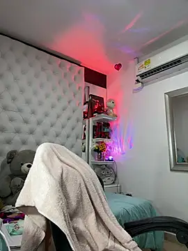 ZarahEvans online show from March 11, 9:39 pm