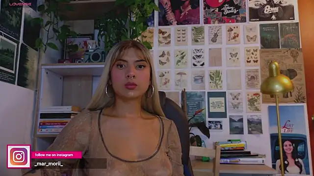 Yeriawaddell  online show from June 25, 6:07 am