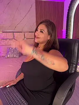 MrsFoucher online show from March 21, 8:19 am